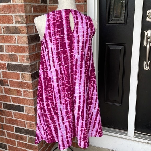 Allison Brittney Tie Dye Sleeveless Shift Dress - Picture 3 of 7